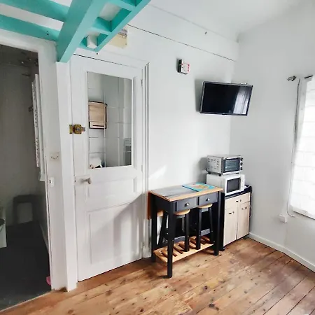 Le Petit Cocon Au Bord De Mer Obsolete Apartment *
